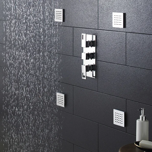 Hudson Reed - Square Tile Body Jet - Image 3